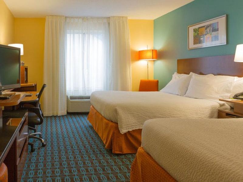 Hotel Baymont By Wyndham St Charles à Saint Charles Extérieur photo